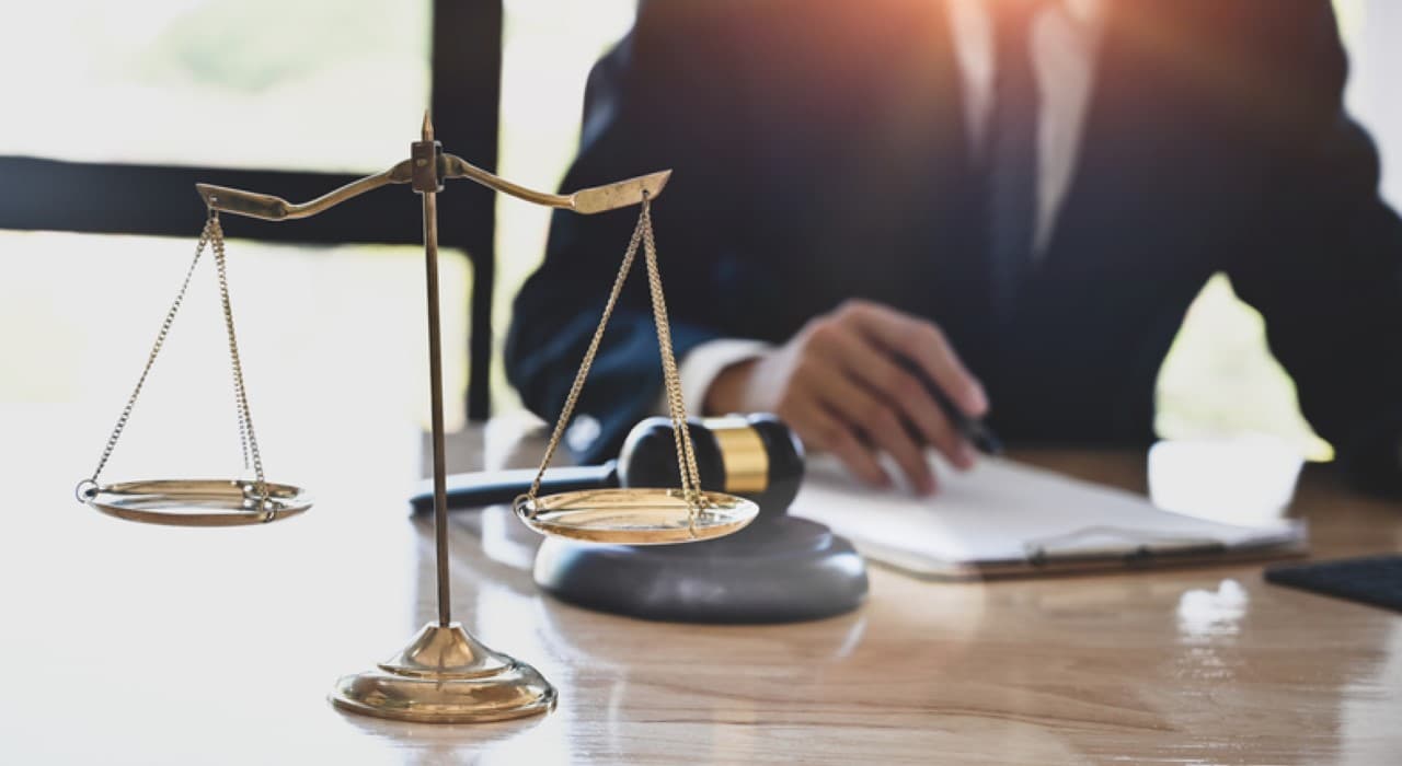How Soon Should I Call a Lawyer After an Accident?