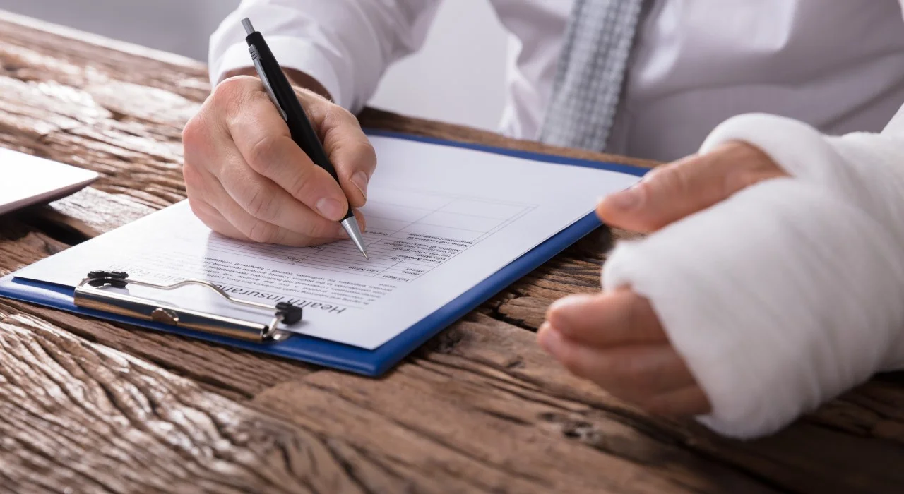 Why You Should Never Accept an Insurance Adjuster’s First Settlement Offer
